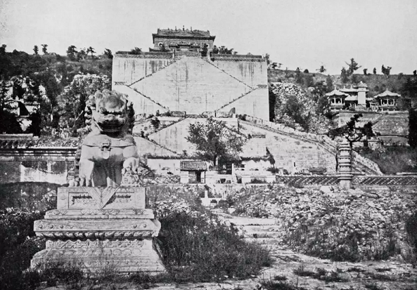 1860年被英法联军焚毁的清漪园旧照